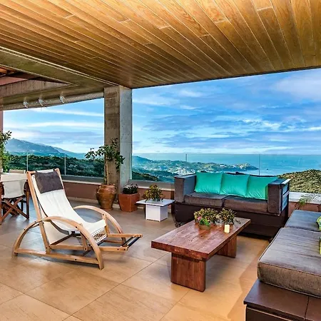 Mama Georgia's Villa